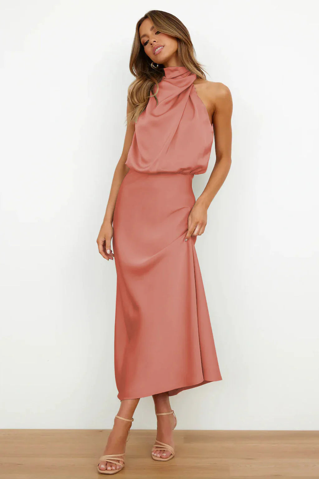 LYDIA™ | LONG HALTERNECK DRESS