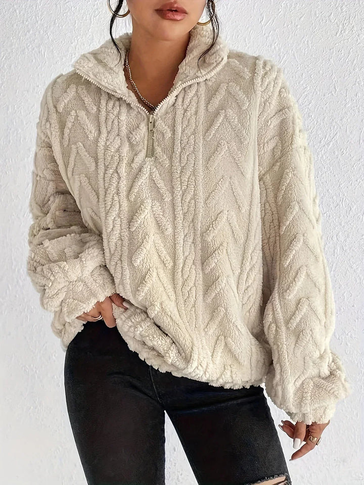 AILA™ | FLUFFY ZIP SWEATER