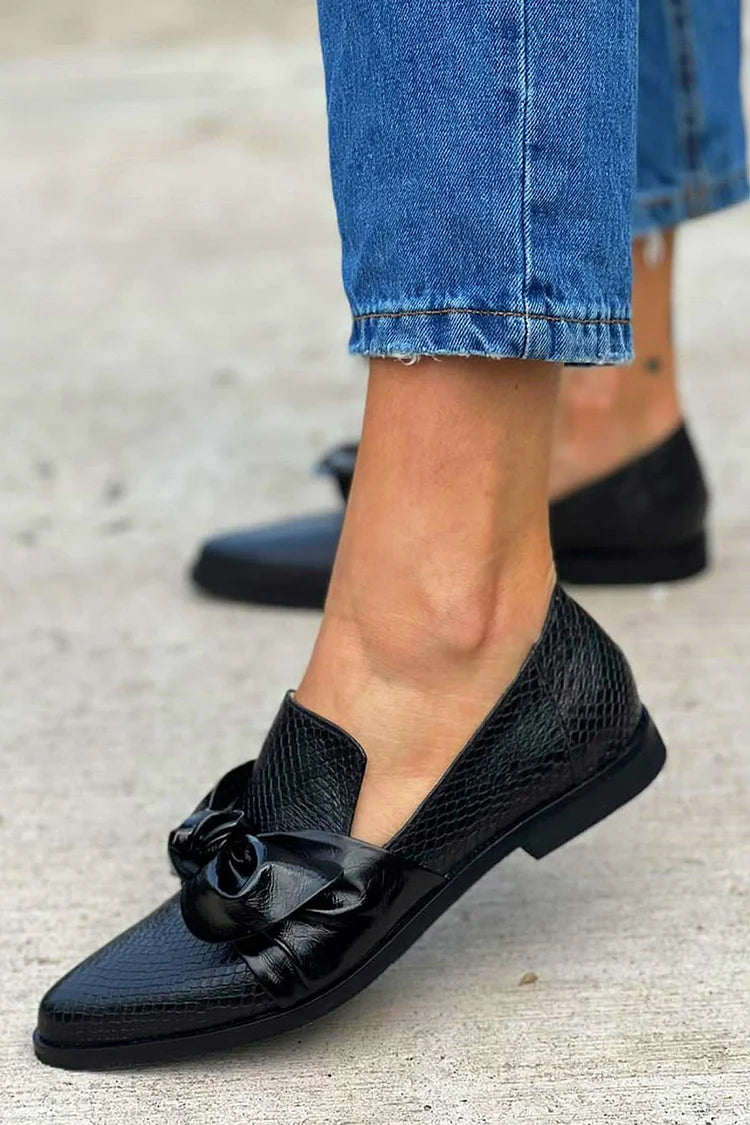 GEORGIA™ | TEXTURED BOW LOAFERS