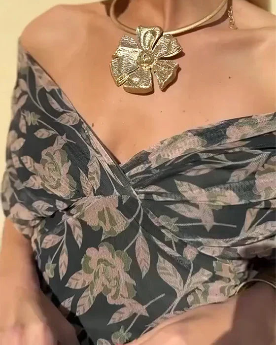 JULIETA™ | LONG V-NECK DRESS