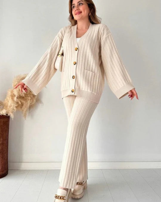 LARIANA™ | CASUAL 2 PIECE KNITTED SET