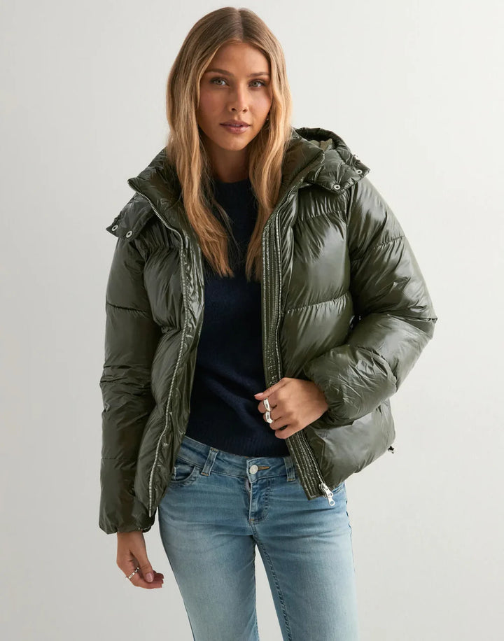 ELYORA™ | SHINY PUFFER JACKET