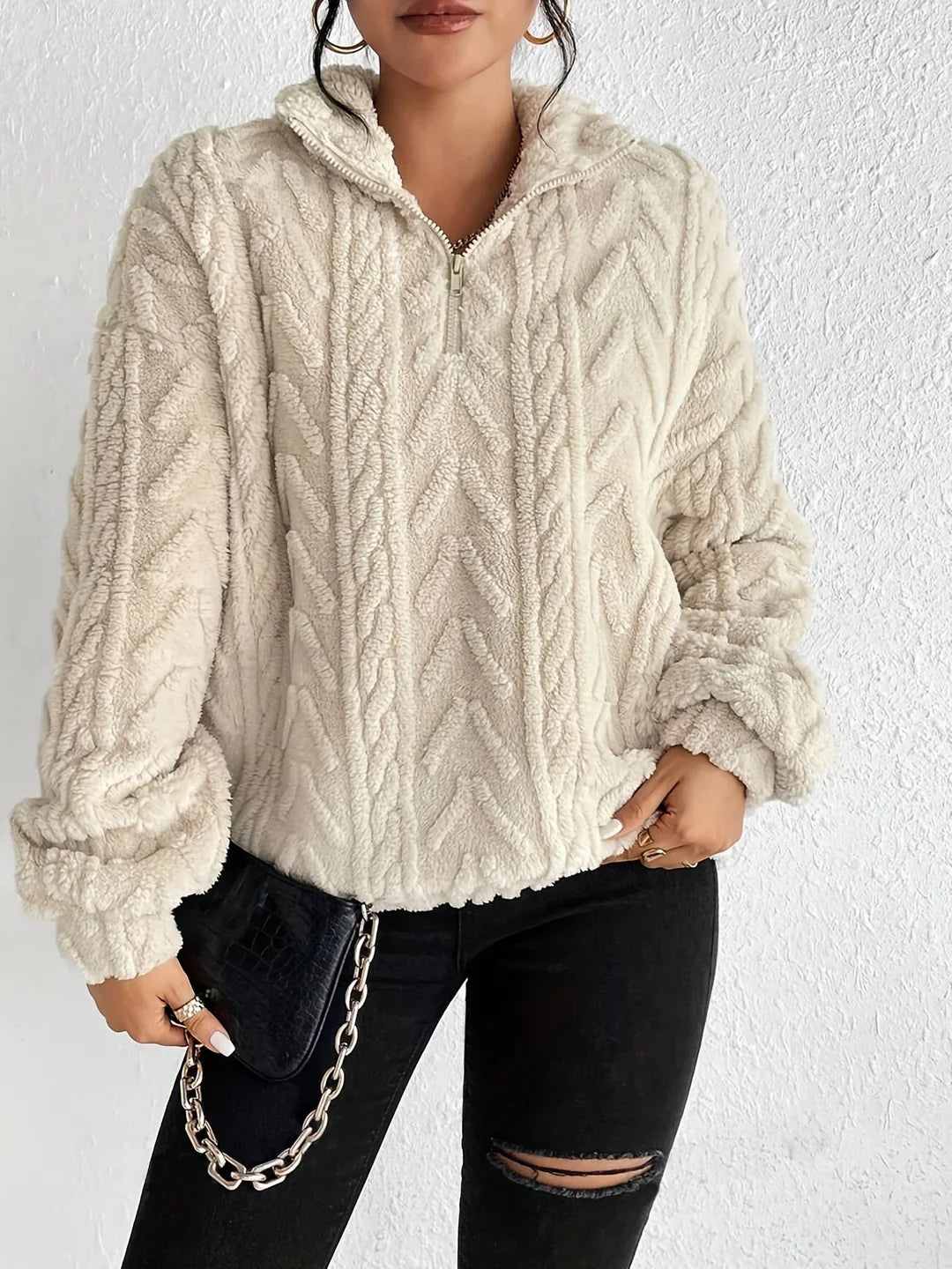 AILA™ | FLUFFY ZIP SWEATER