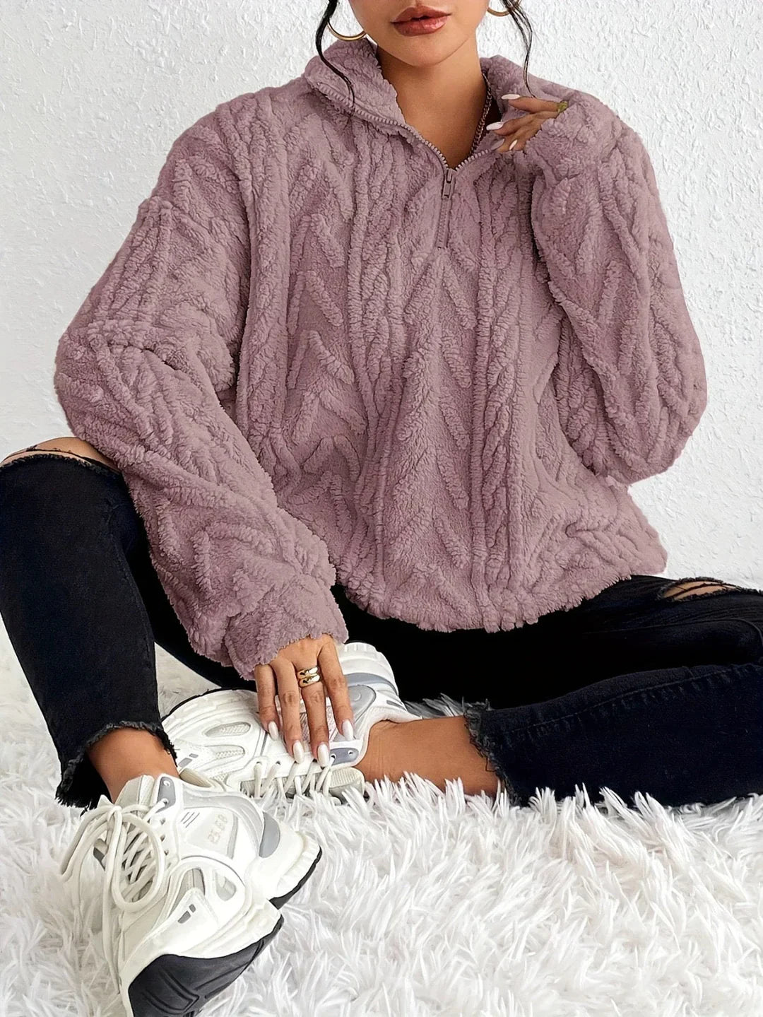 AILA™ | FLUFFY ZIP SWEATER