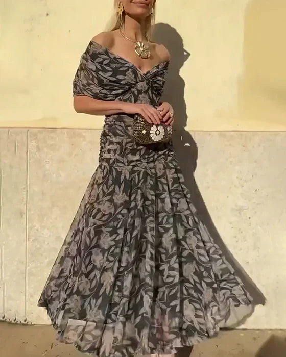 JULIETA™ | LONG V-NECK DRESS