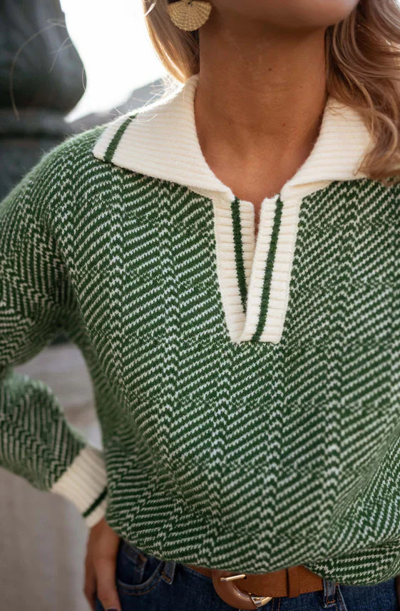 EMILIA™ | THE GREEN V-NECK SWEATER