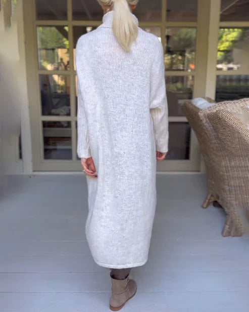 SOPHIA™ | HIGH-NECK SWEATER