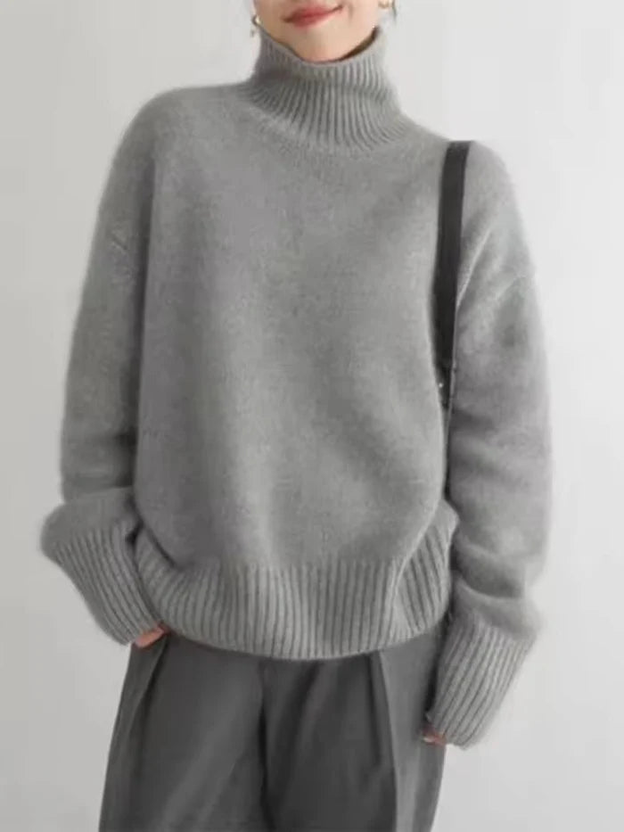 AMELIA™ | CLASSIC TURTLENECK SWEATER