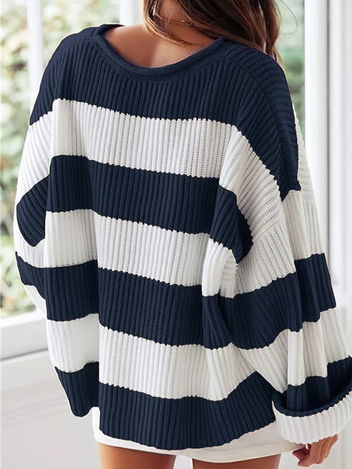 MATILDA™ | ROUND NECK SWEATER WITH STRIPES