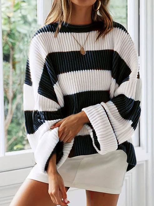MATILDA™ | ROUND NECK SWEATER WITH STRIPES