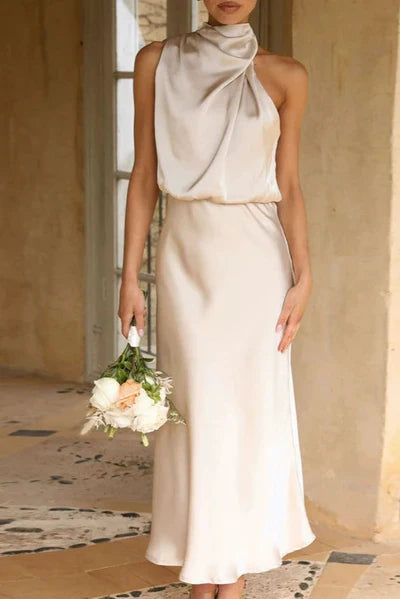 BENTHE™ | LONG SATIN HALTERNECK DRESS