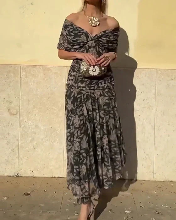 JULIETA™ | LONG V-NECK DRESS